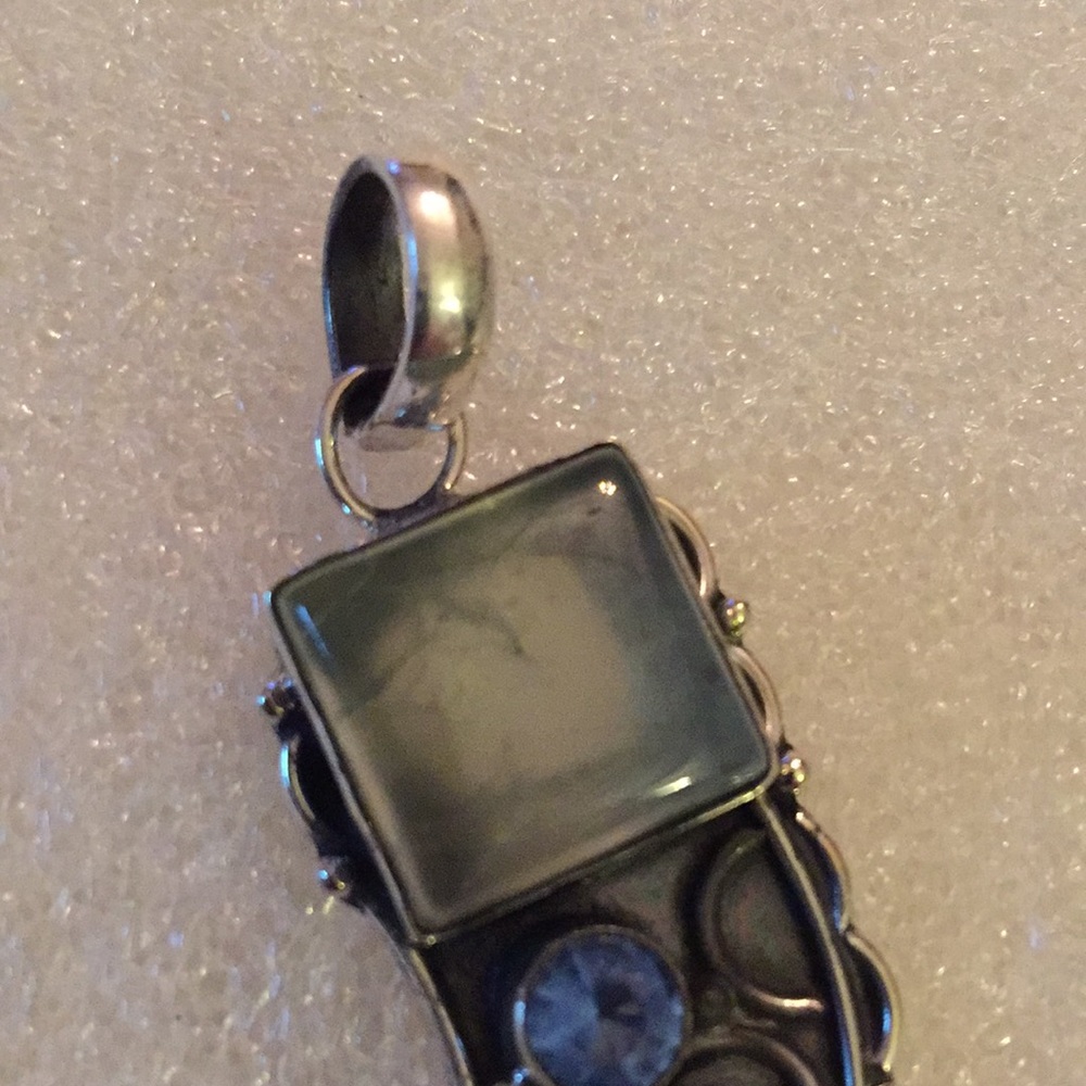 925 prehnite & gem pendent - Picture 3 of 4